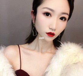 阿克苏兼职模特拍摄网站在哪找(兼职模特拍摄网站在哪找到)