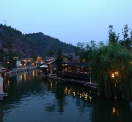 阿克苏古北水镇攻略(古北水镇温泉攻略)