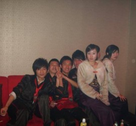 阿克苏武汉雇用男伴游(武汉雇用男伴游戏主播)