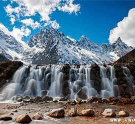 阿克苏康定旅游攻略(重庆到康定旅游攻略)