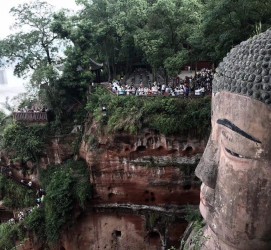 阿克苏乐山旅游攻略(乐山旅游攻略1日游)