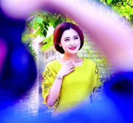 阿克苏中年女兼职模特(中年女兼职模特视频)