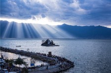 阿克苏洱海旅游攻略(成都到洱海旅游攻略)