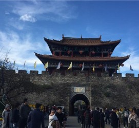 阿克苏昆明旅游攻略(昆明旅游攻略景点大全)