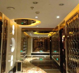 阿克苏中国夜场伴游招聘骗局(夜场招聘是什么套路)