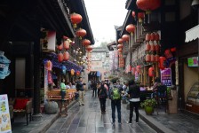 阿克苏成都自助游(成都自助游住哪里方便)