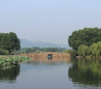 阿克苏杭州游玩攻略(无锡到杭州游玩攻略)