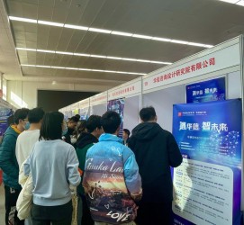 阿克苏北京伴游招聘 北京各大高校恢复线下招聘会，今年有什么不一样？记者探访