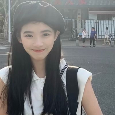阿克苏商务伴游带客户去看海豚表演