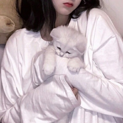 阿克苏伴游女生郭雨晴的资料