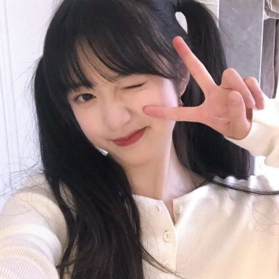 阿克苏伴游女生李欣怡的资料