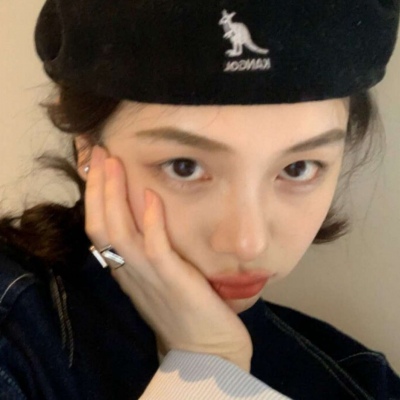 阿克苏伴游女生星辰大海的资料