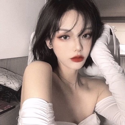 阿克苏伴游女生李幻极的资料