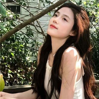 阿克苏伴游女生唐雅宁的资料