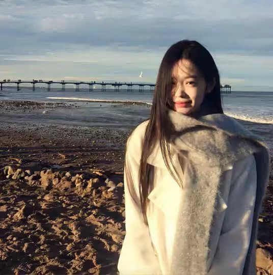 阿克苏伴游女生周晓婷的资料?