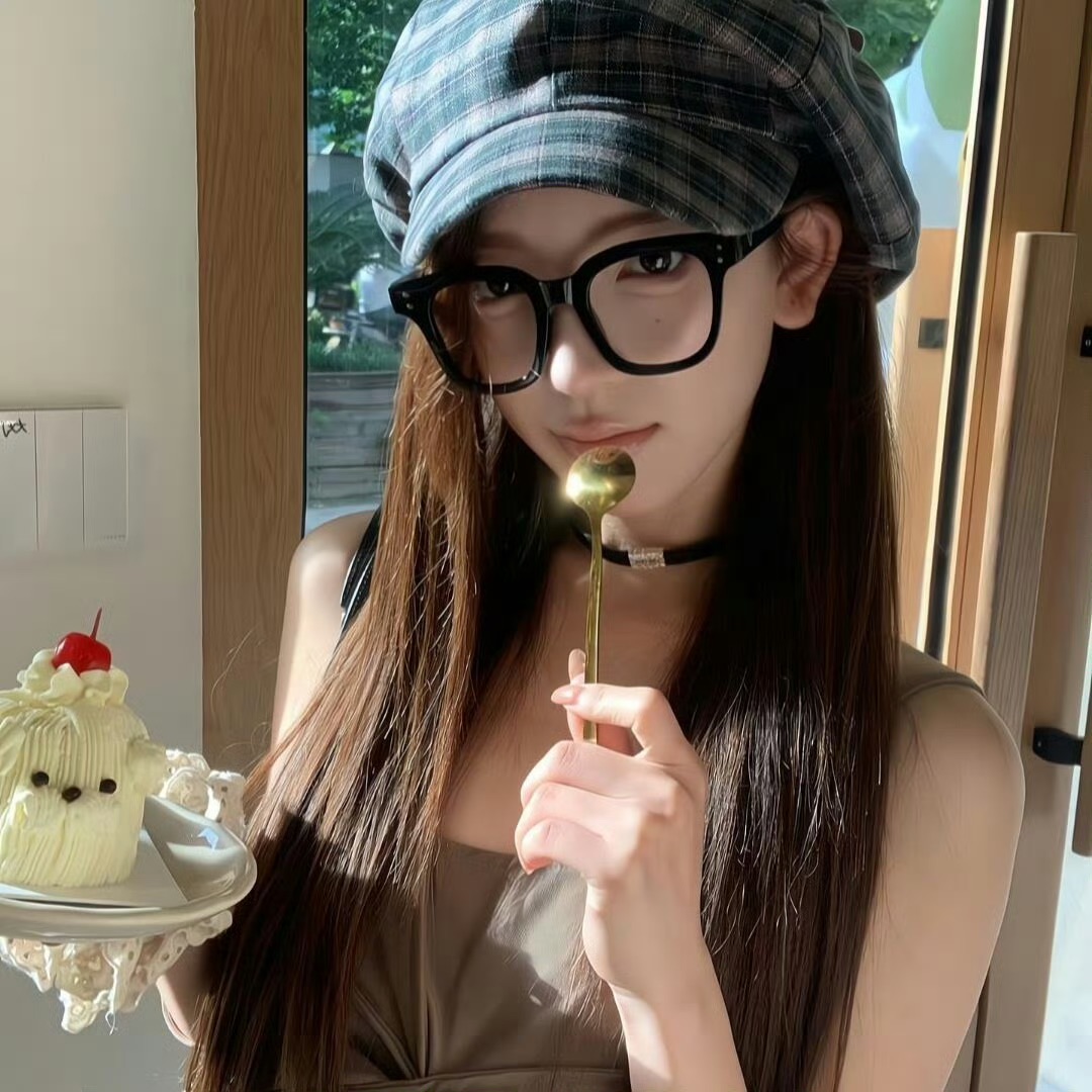 阿克苏伴游女生小葵的资料