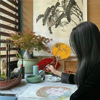 阿克苏伴游女生源又菡的资料