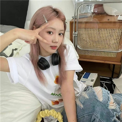 阿克苏伴游女生纵敏慧的资料