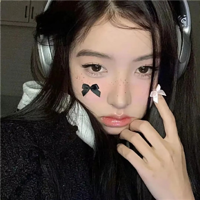 阿克苏伴游女生芷云的资料