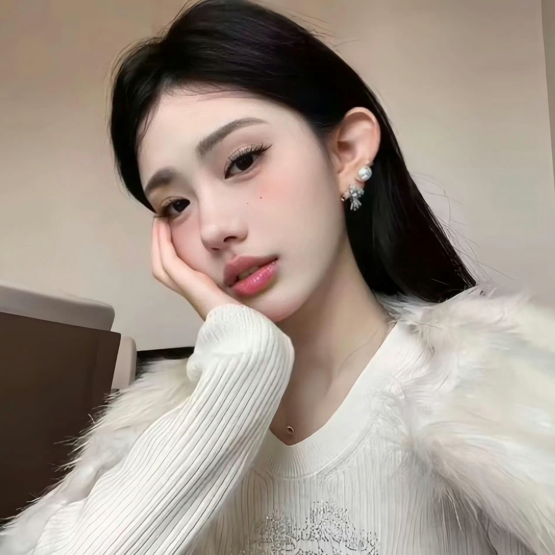 阿克苏伴游女生沈梦蝶的资料
