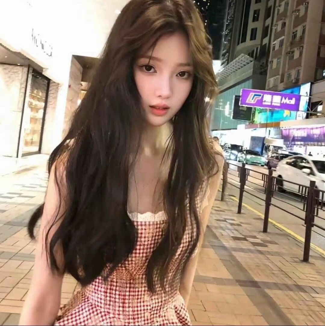 阿克苏伴游女生​王梦瑶的资料