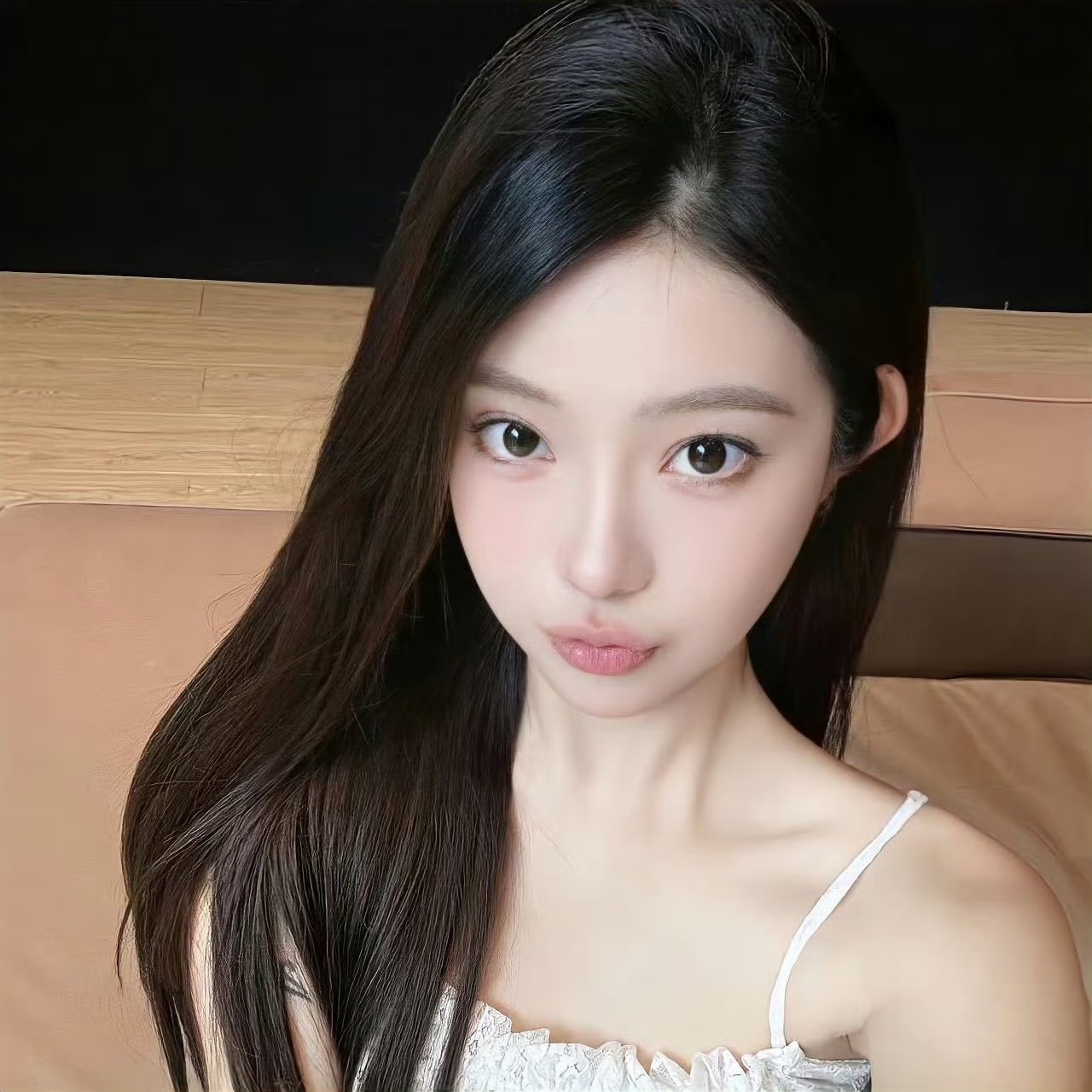 阿克苏伴游女生Olivia Wang的资料