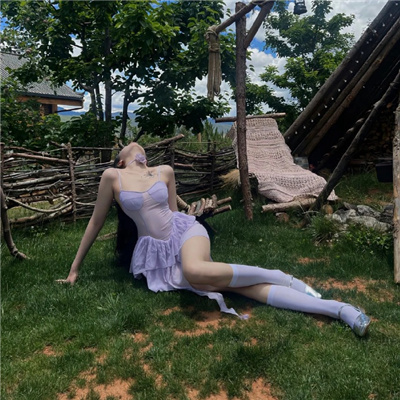 阿克苏伴游女生计玲珑